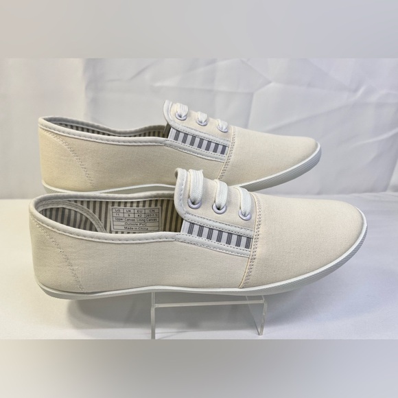 NWOT-Shupua Womens 11 Beige Light & Breathable Canvas Casual Slip-On Sneakers - Picture 7 of 15